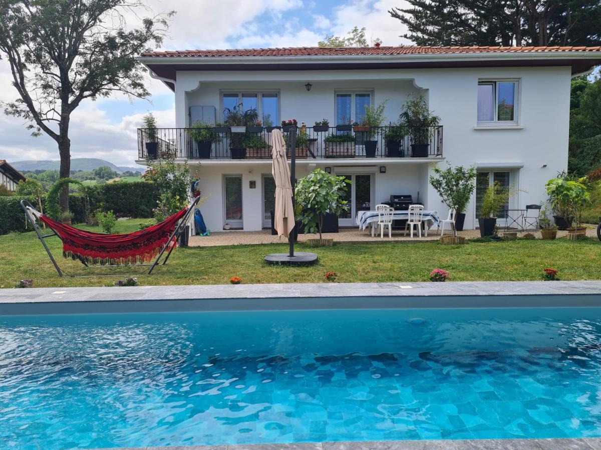 Appartement Avec Cuisine Et Grande Piscine Chauffee Hendaye Dış mekan fotoğraf