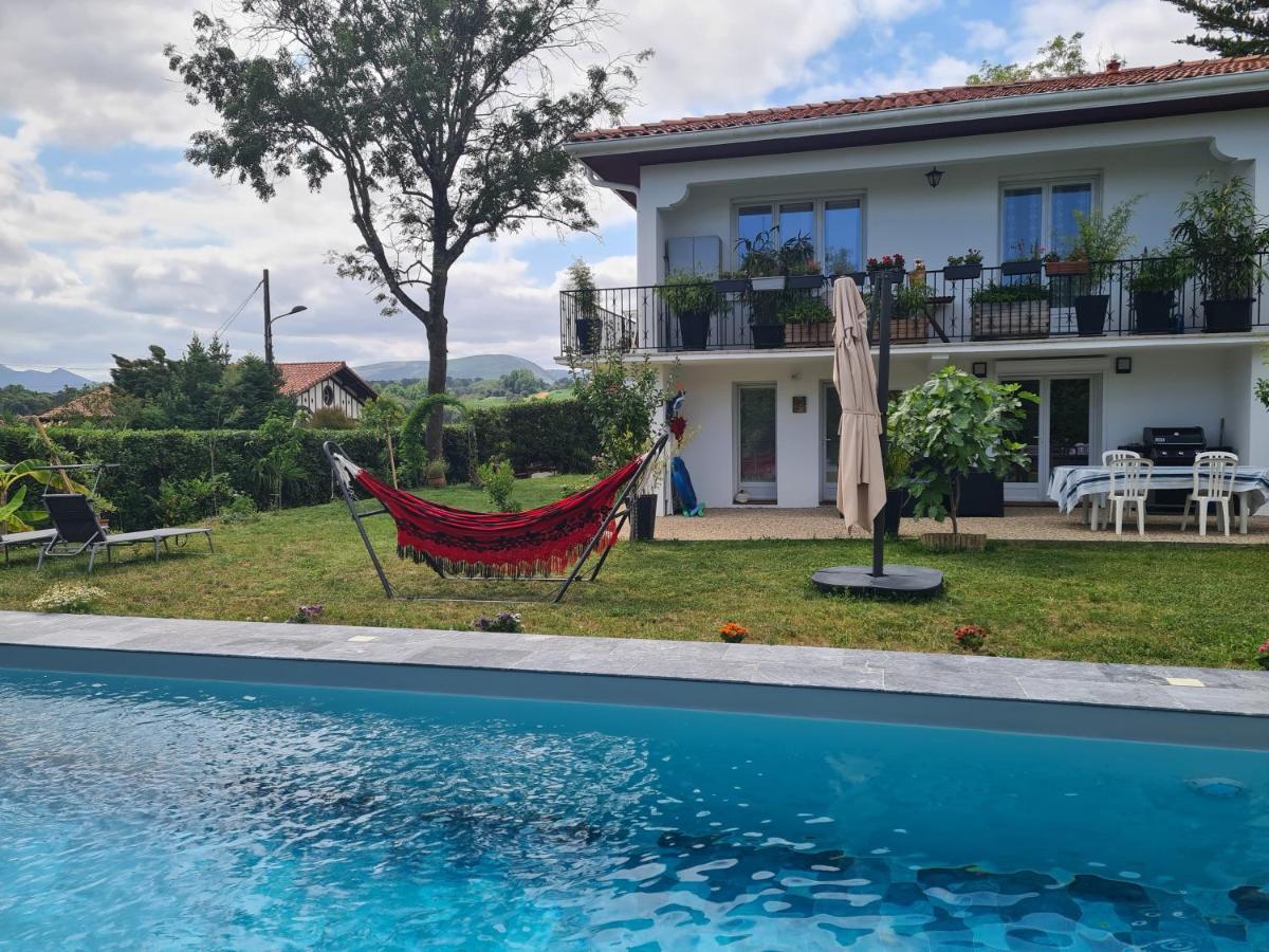 Appartement Avec Cuisine Et Grande Piscine Chauffee Hendaye Dış mekan fotoğraf