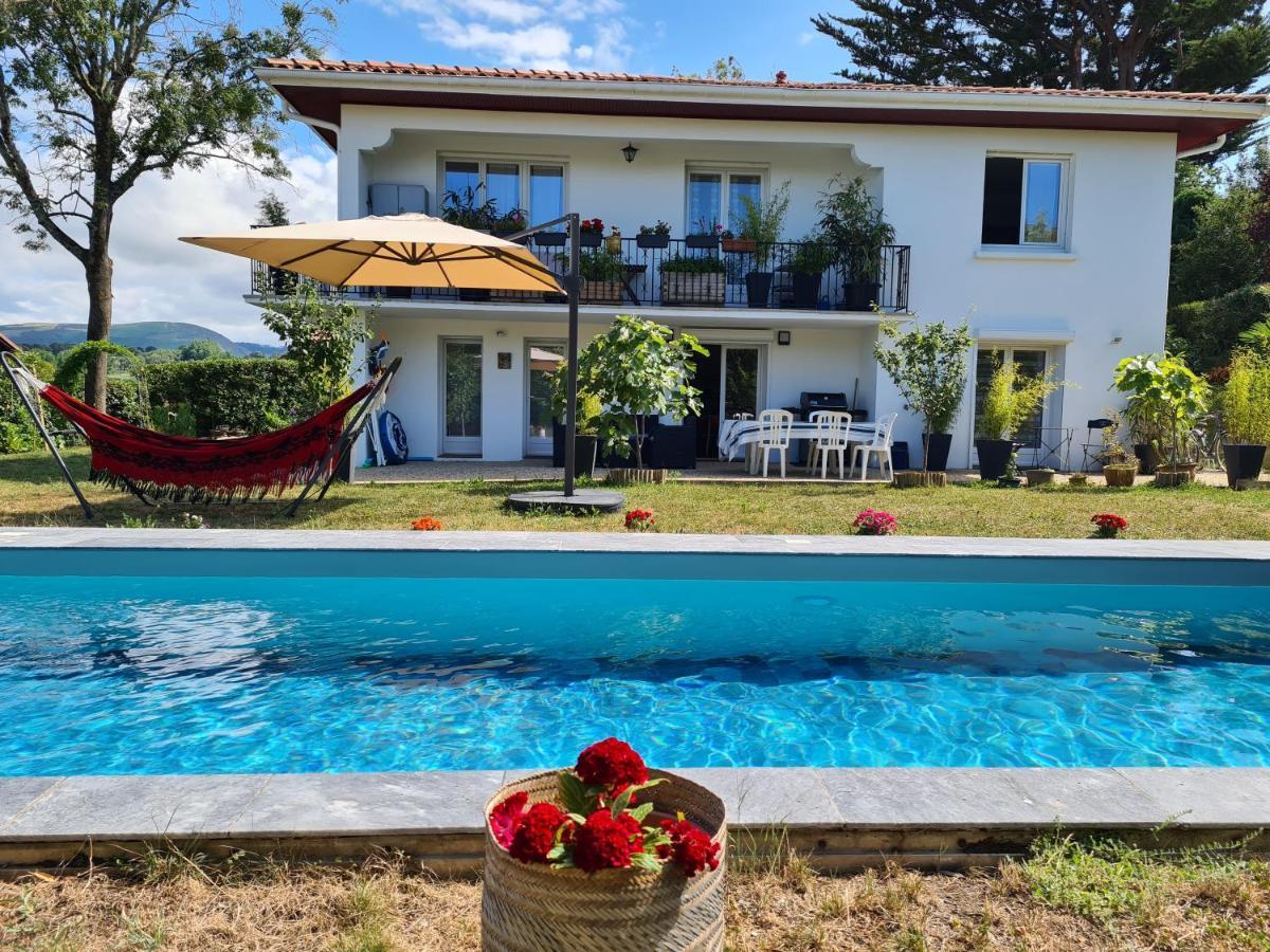 Appartement Avec Cuisine Et Grande Piscine Chauffee Hendaye Dış mekan fotoğraf