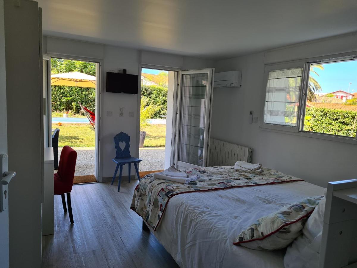 Appartement Avec Cuisine Et Grande Piscine Chauffee Hendaye Dış mekan fotoğraf